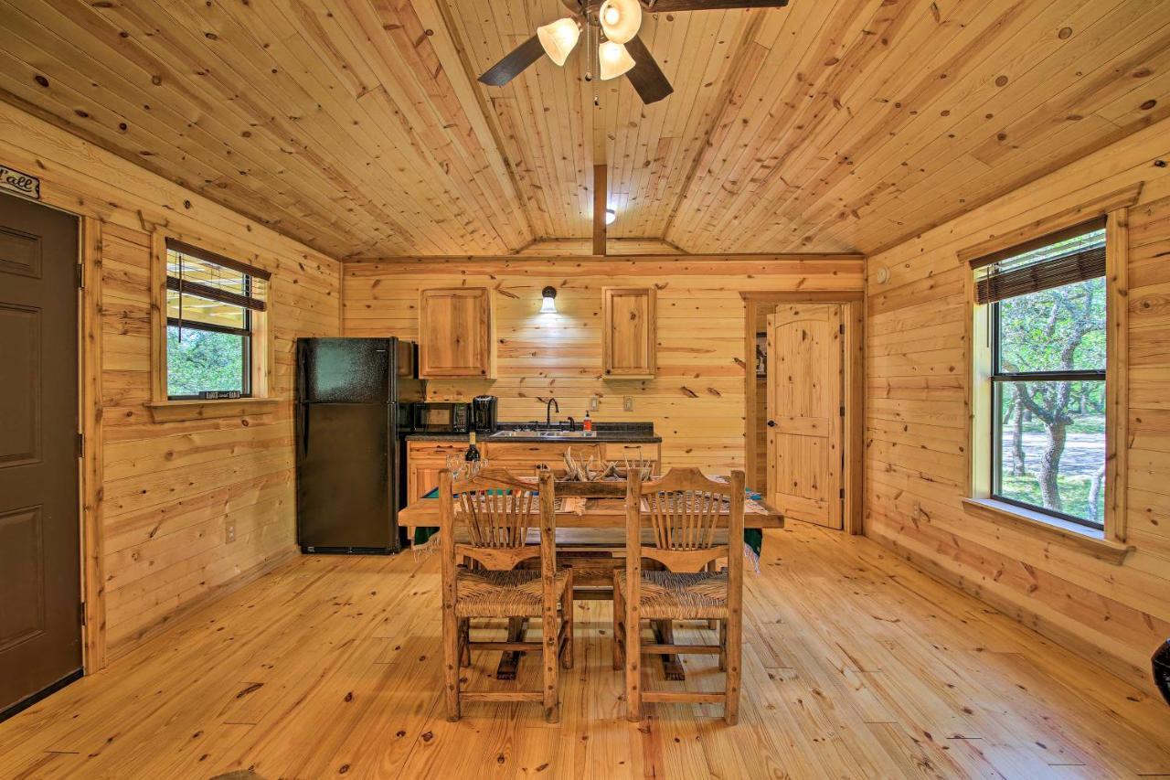 Rustic-Chic Country Cabin - 10 Mi To Main Street! Fredericksburg Buitenkant foto