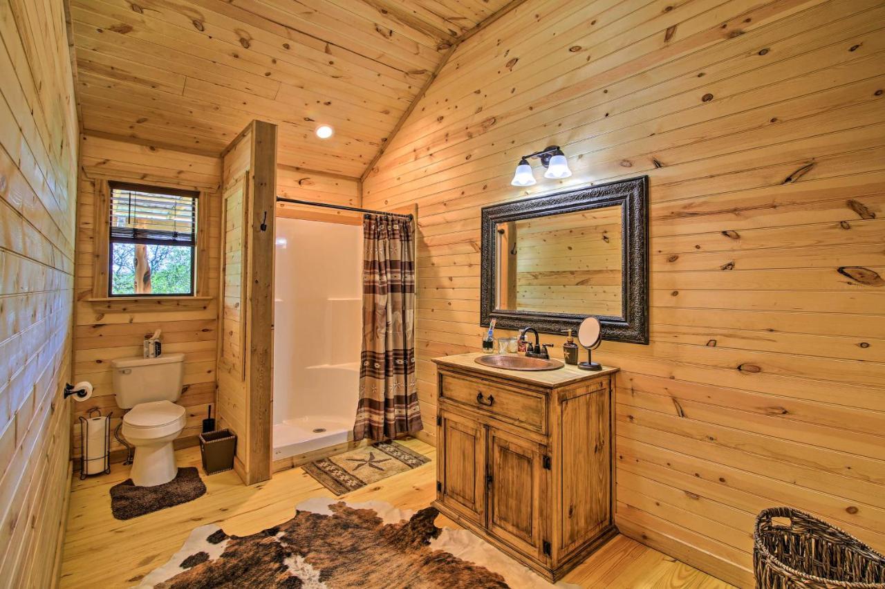 Rustic-Chic Country Cabin - 10 Mi To Main Street! Fredericksburg Buitenkant foto