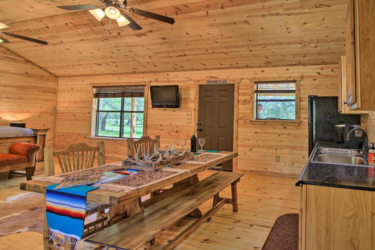 Rustic-Chic Country Cabin - 10 Mi To Main Street! Fredericksburg Buitenkant foto