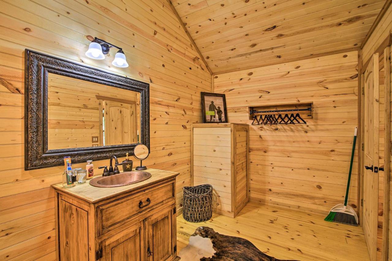 Rustic-Chic Country Cabin - 10 Mi To Main Street! Fredericksburg Buitenkant foto