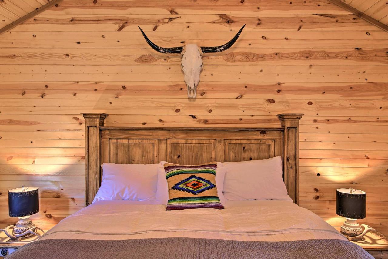 Rustic-Chic Country Cabin - 10 Mi To Main Street! Fredericksburg Buitenkant foto