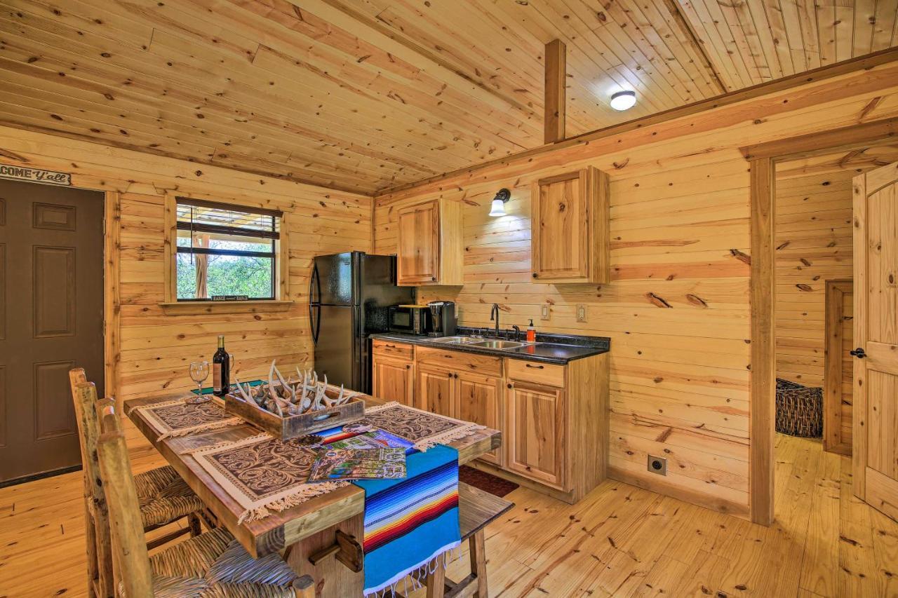Rustic-Chic Country Cabin - 10 Mi To Main Street! Fredericksburg Buitenkant foto