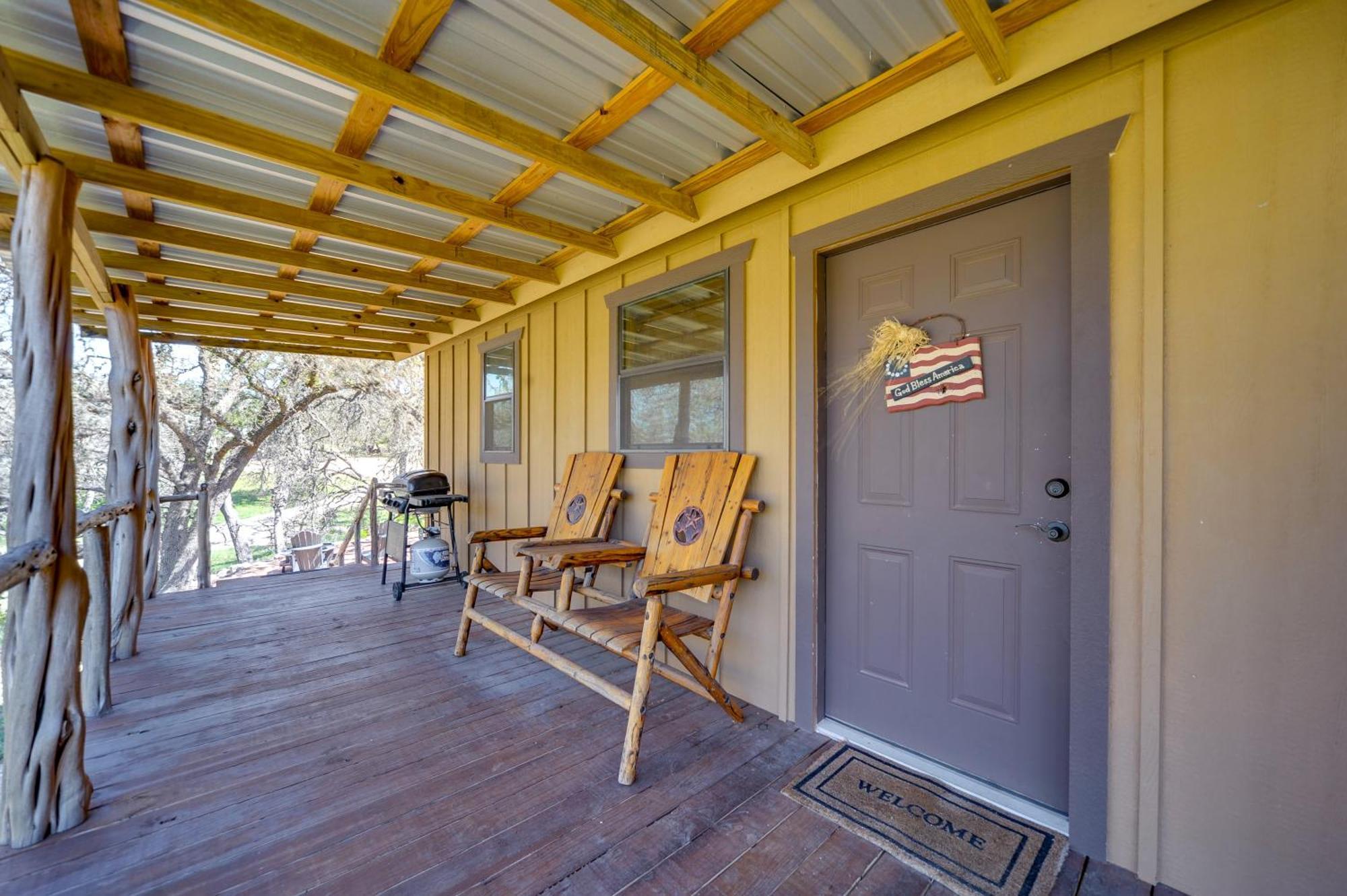 Rustic-Chic Country Cabin - 10 Mi To Main Street! Fredericksburg Buitenkant foto
