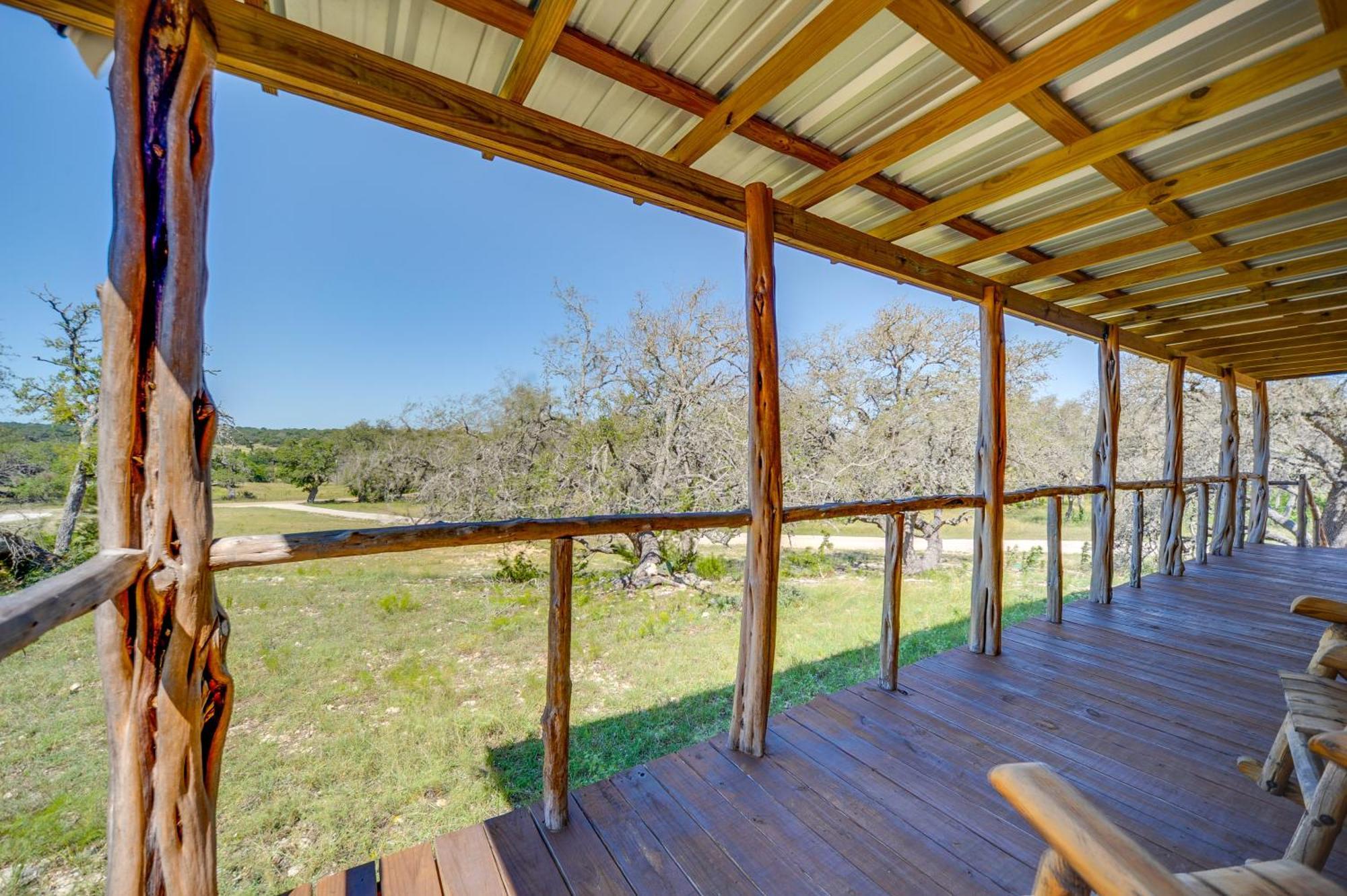 Rustic-Chic Country Cabin - 10 Mi To Main Street! Fredericksburg Buitenkant foto