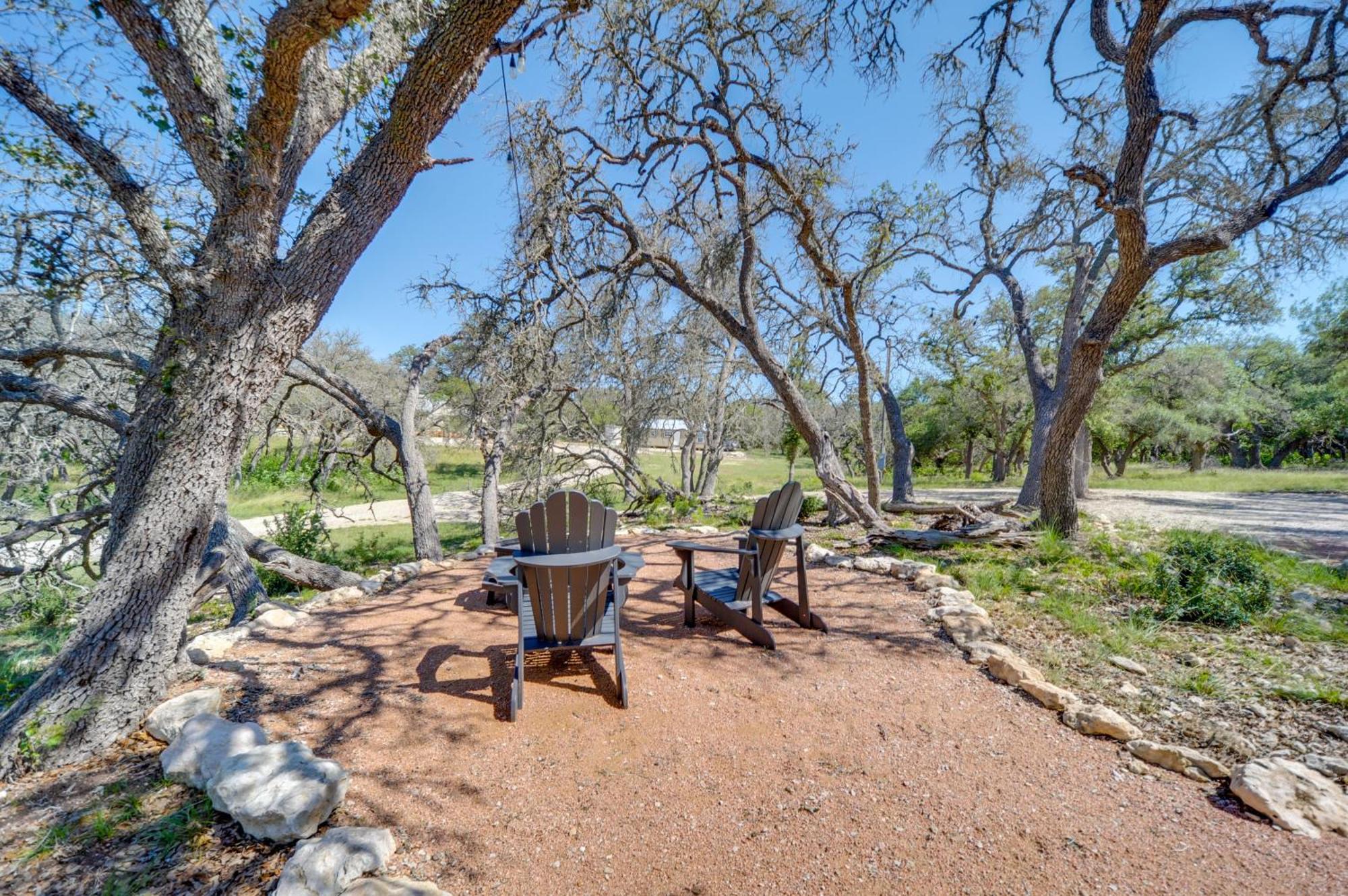 Rustic-Chic Country Cabin - 10 Mi To Main Street! Fredericksburg Buitenkant foto
